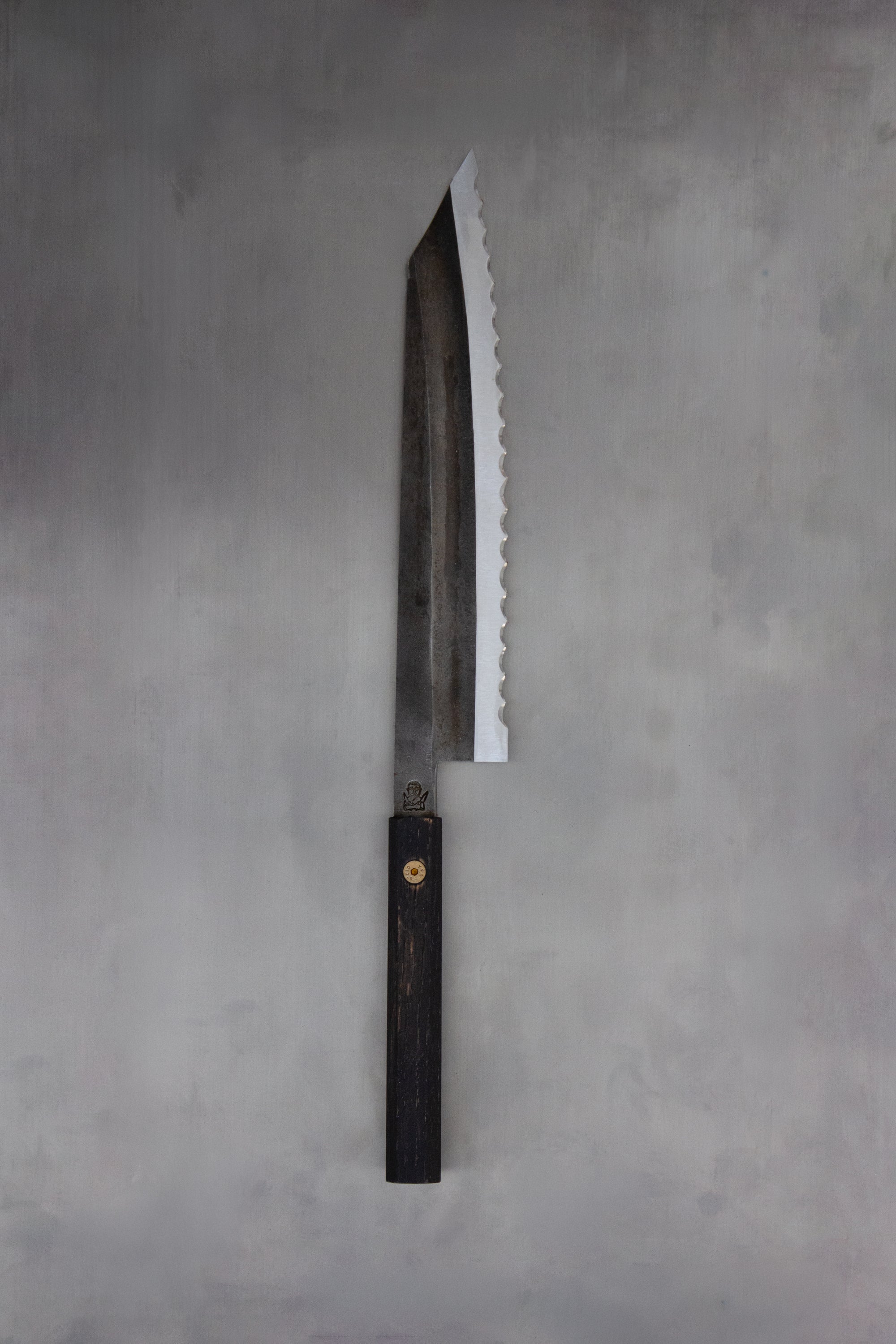 BREAD KNIFE