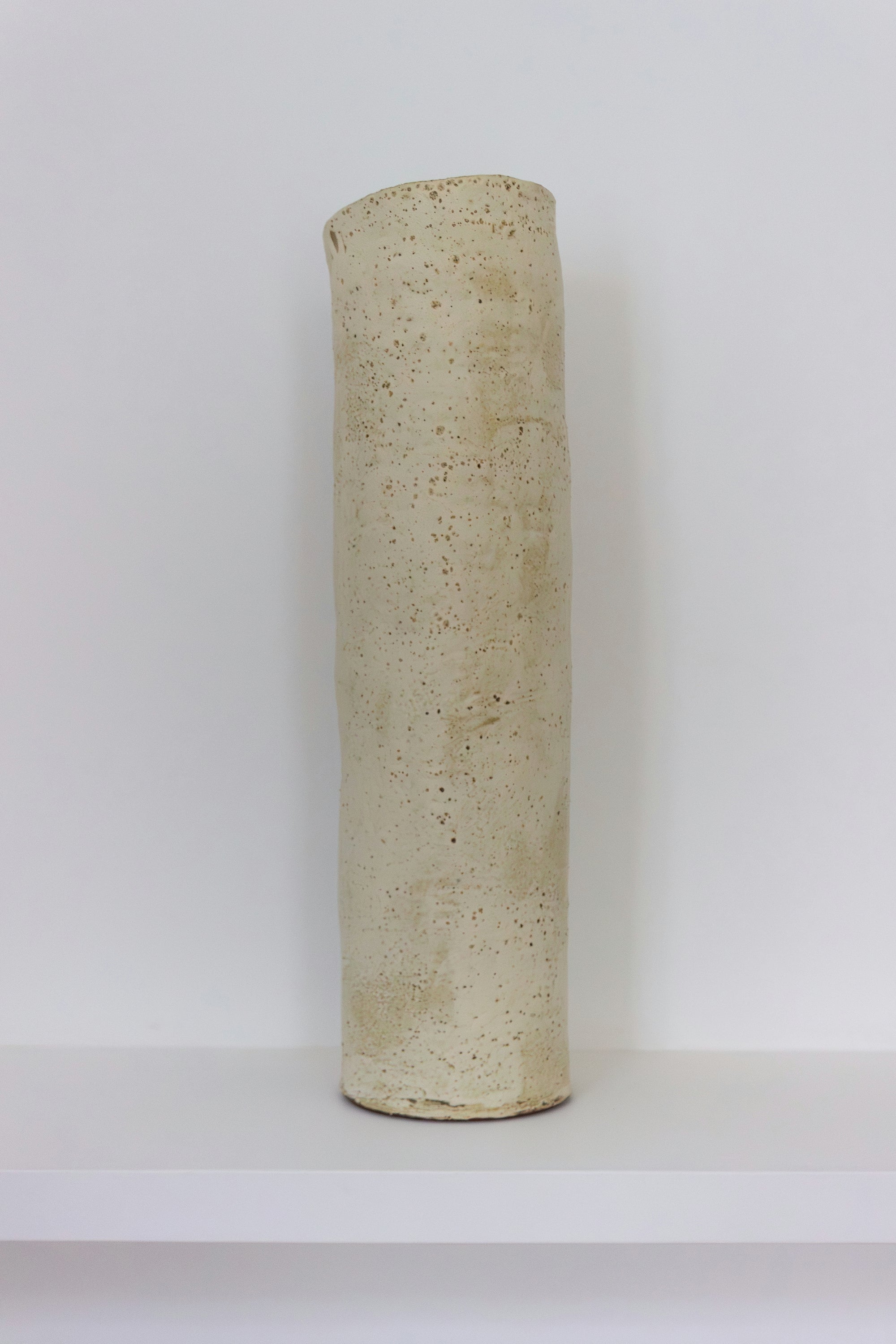 TALL CYLINDER SCULPTURE