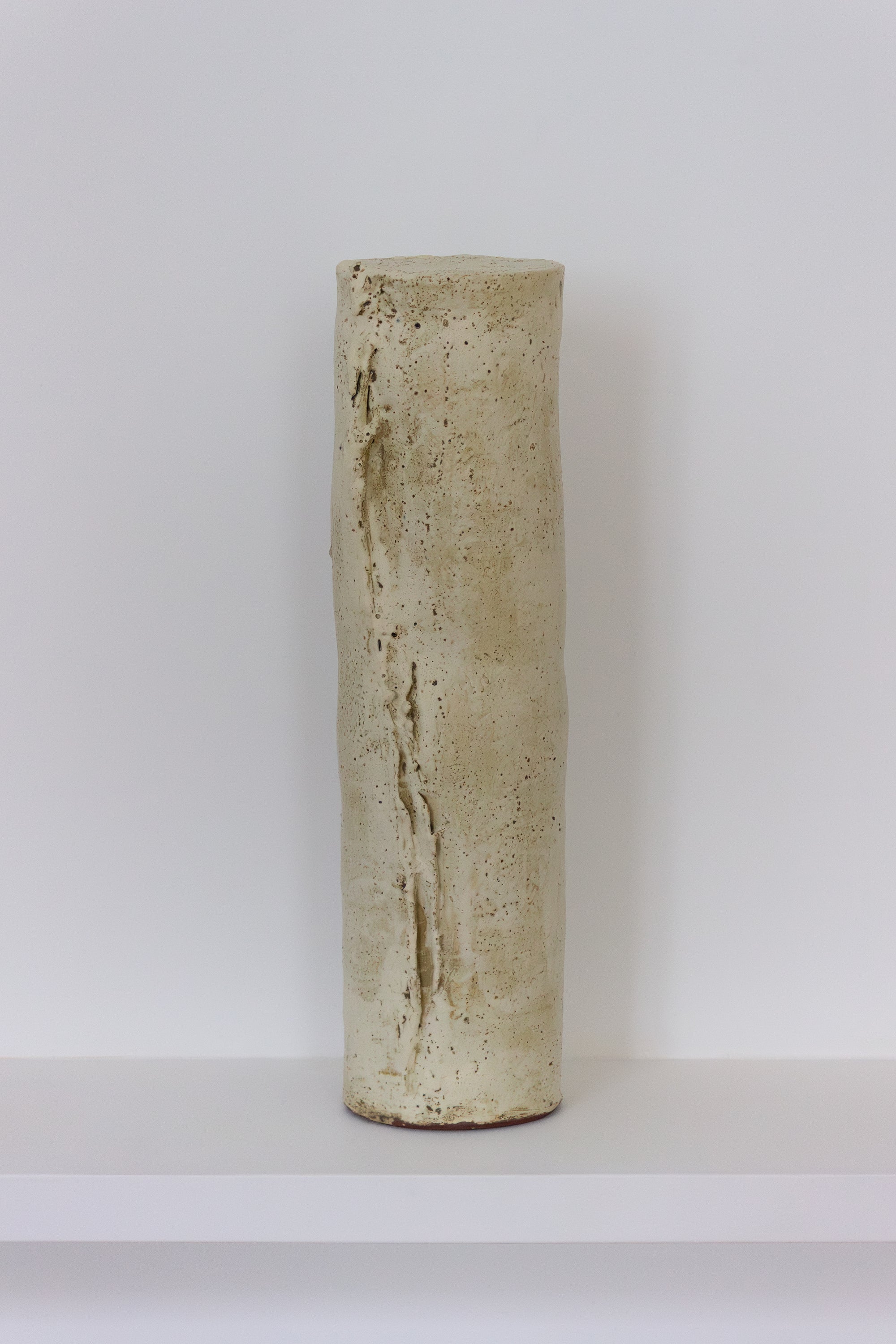 TALL CYLINDER SCULPTURE