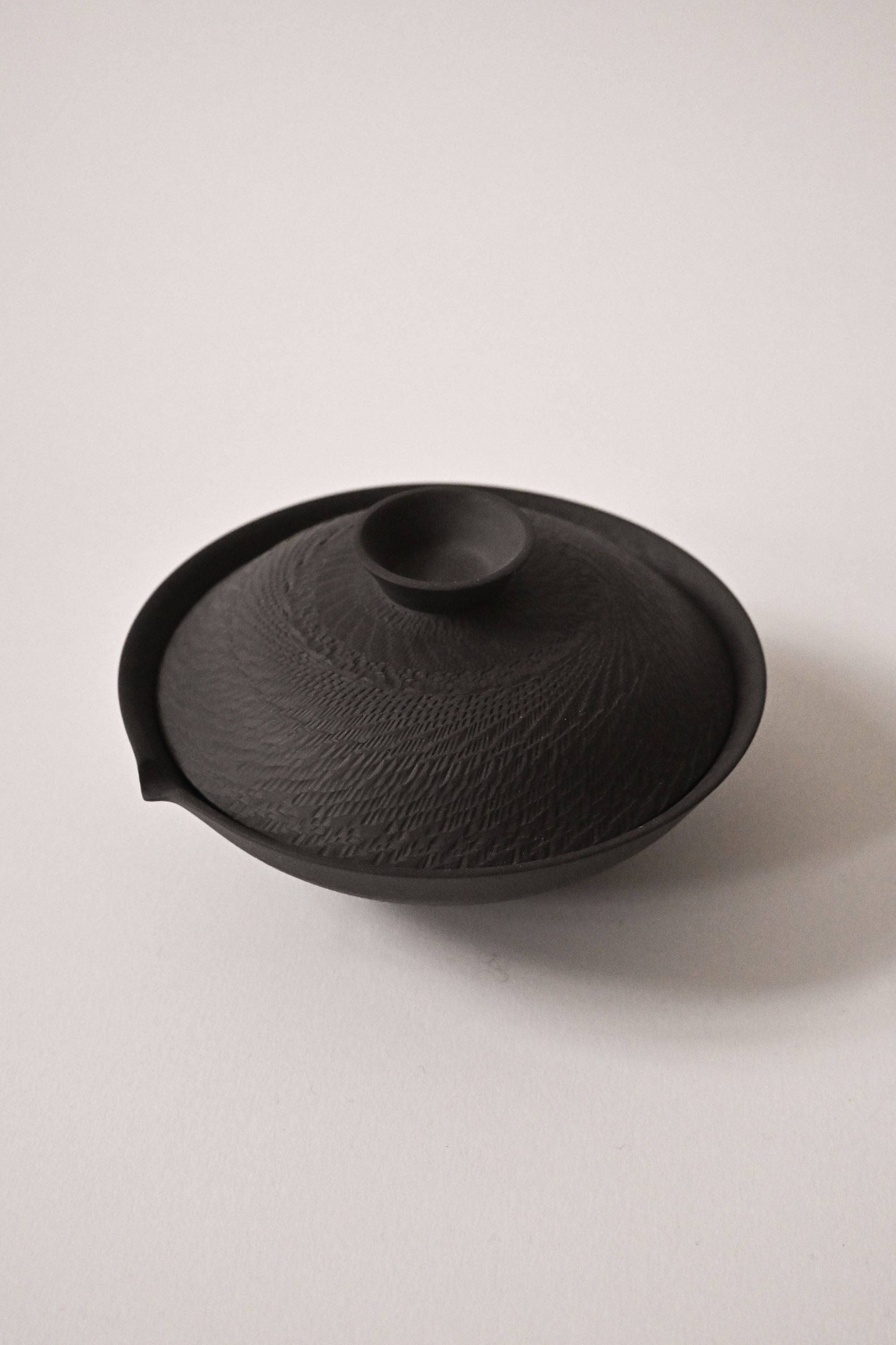 HELICE BLACK SHIBORIDASHI