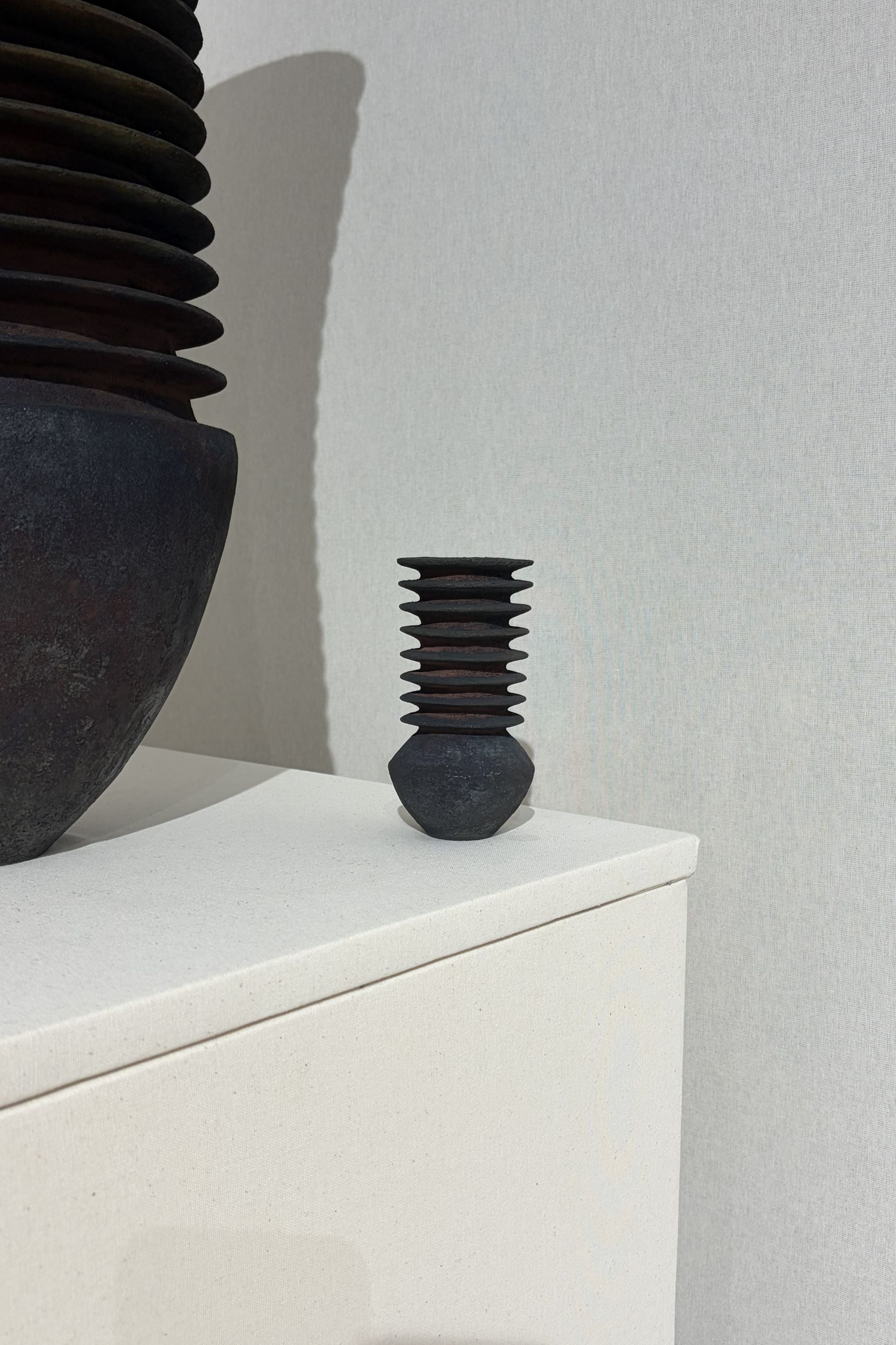 MINIATURE CERAMIC OBJECT 01