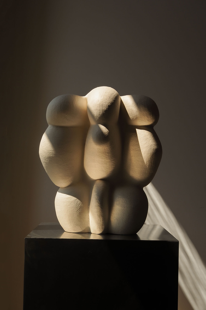 THE WHITE SERIES