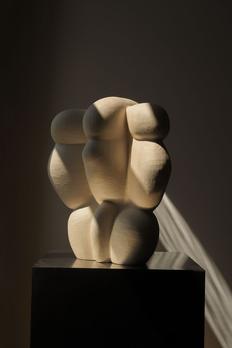 THE WHITE SERIES