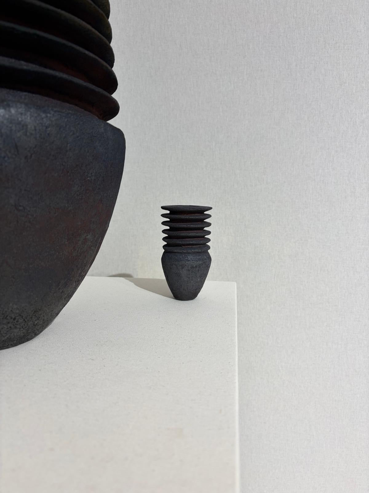 MINIATURE CERAMIC OBJECT 02