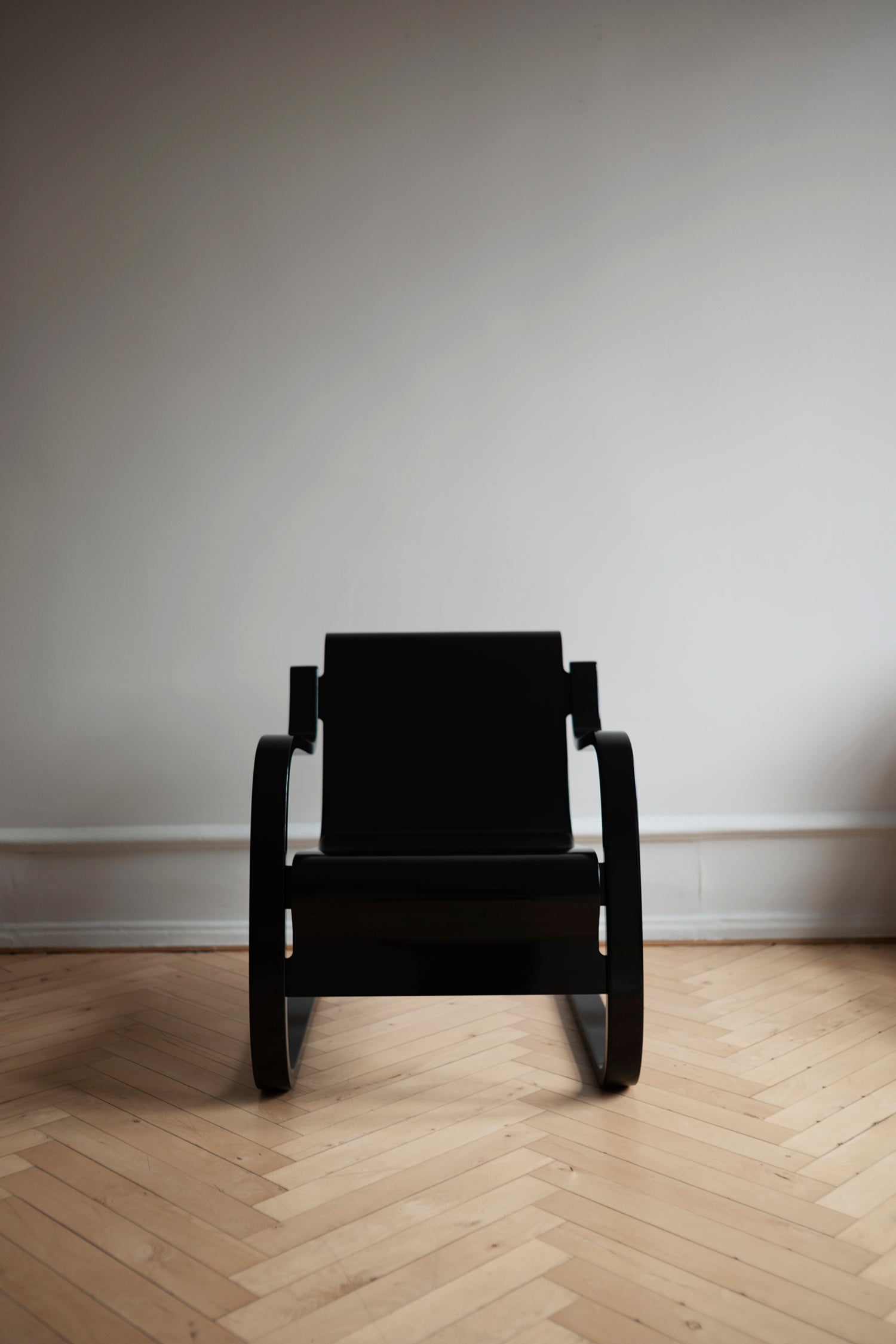 ARMCHAIR 42 - BLACK LACQUER